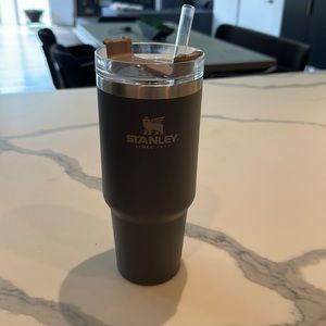 Stanley 30oz Quencher